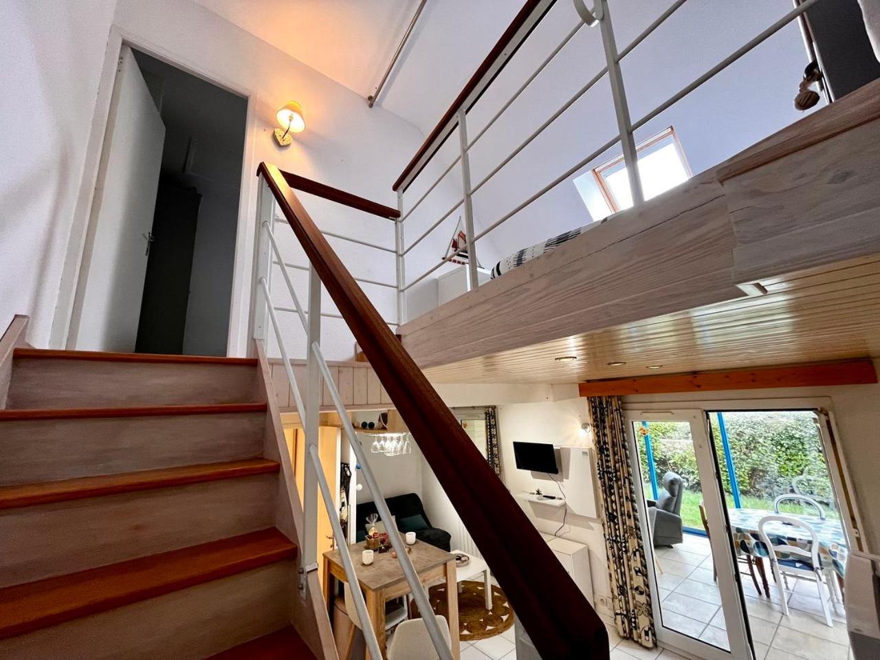 Keraven, Charmante Maisonnette, Piscine Commune 1-4 Personnes Moelan-sur-Mer Exterior photo